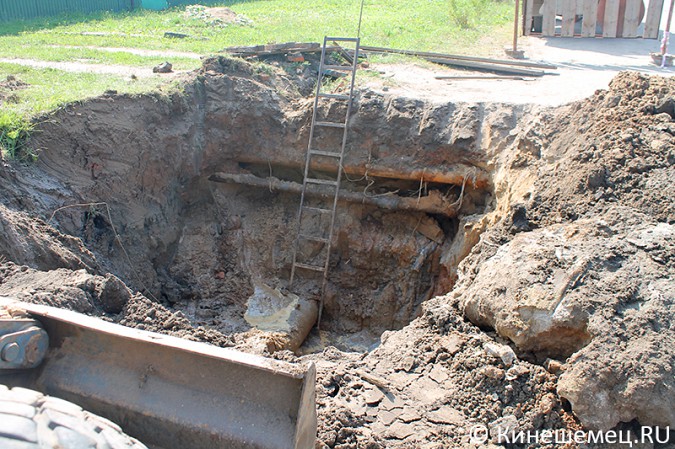 Половина микрорайона «Сокольники» в Кинешме осталась без воды фото 5