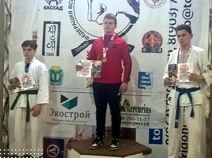 В Велизанце прошёл открытый турнир по всестилевому каратэ, посвященный Дню Победы фото 7