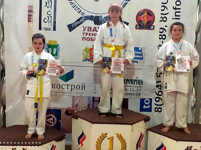 В Велизанце прошёл открытый турнир по всестилевому каратэ, посвященный Дню Победы фото 2