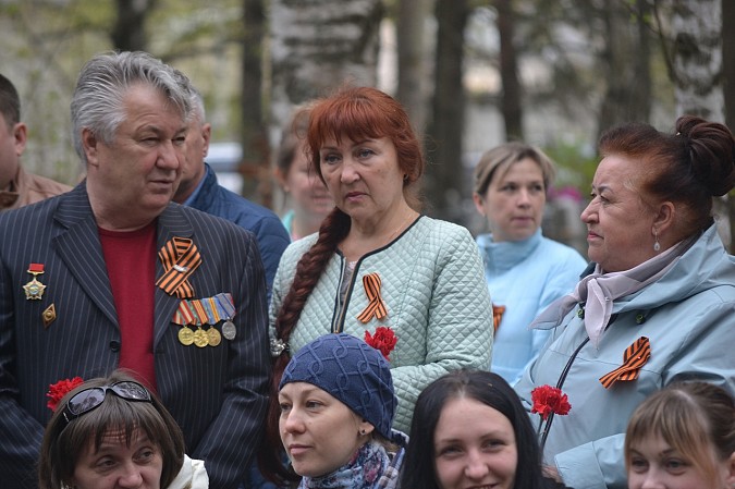 8 мая на мемориальном кладбище «Сокольники» отдали почести защитникам Отечества фото 22