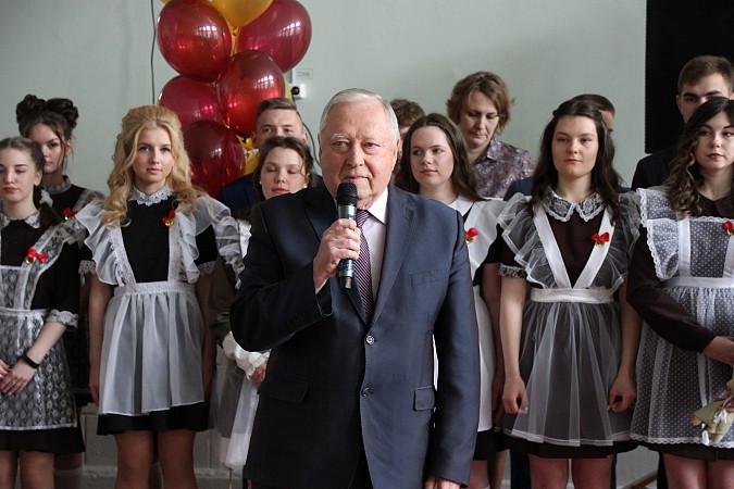 Для 275 выпускников Кинешмы прозвенел последний звонок фото 22