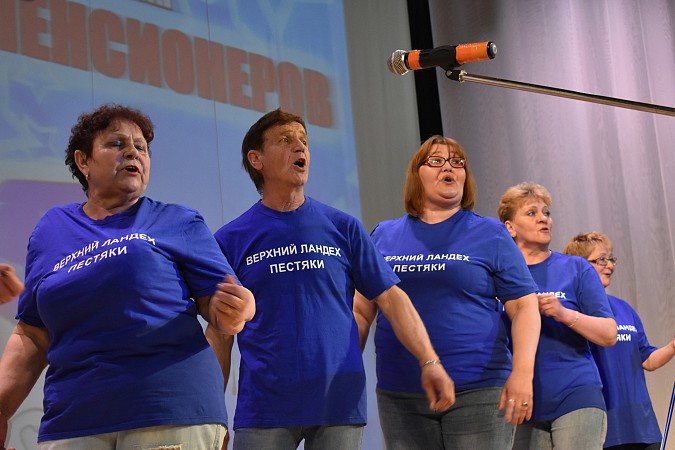 В Кинешме пенсионеры из разных муниципалитетов Ивановской области играли в КВН фото 14