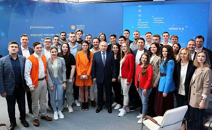 Владимир Путин поддержал инициативы молодого предпринимателя из Ивановской области фото 2