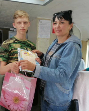 Ребята из трёх детских домов играли в «Лазертаг» фото 7