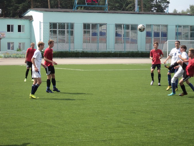 Юные кинешемские футболисты обыграли команду «Текстильщик» фото 4