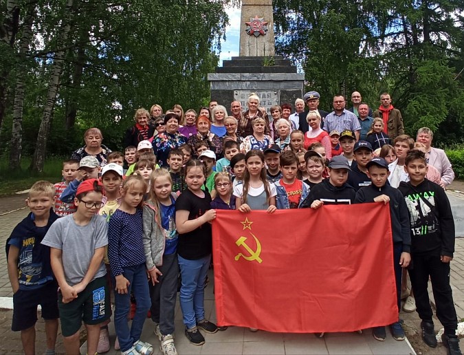 22 июня коммунисты Кинешмы собрались у воинского мемориала на «2-й фабрике» фото 2