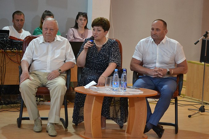 В 2022 году 42 кинешемских ученика претендуют на золотую медаль фото 53