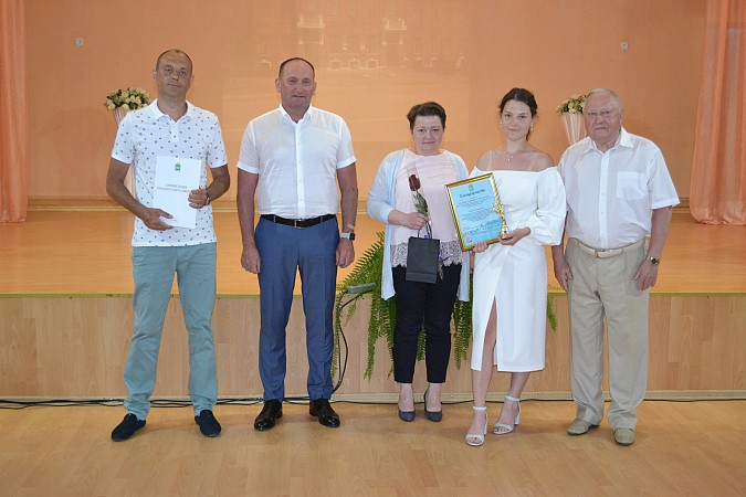 В 2022 году 42 кинешемских ученика претендуют на золотую медаль фото 10