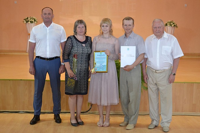 В 2022 году 42 кинешемских ученика претендуют на золотую медаль фото 36