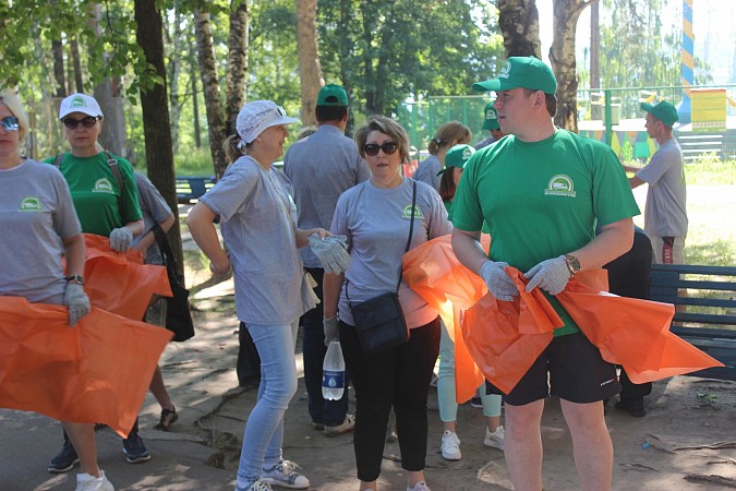 После Дня города кинешемский парк культуры и отдыха очистили от мусора фото 2