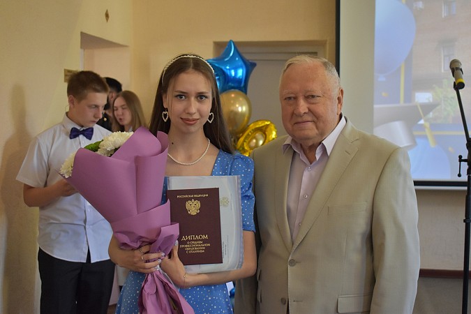 В Кинешемском медицинском колледже чествовали выпускников 2022 года фото 4