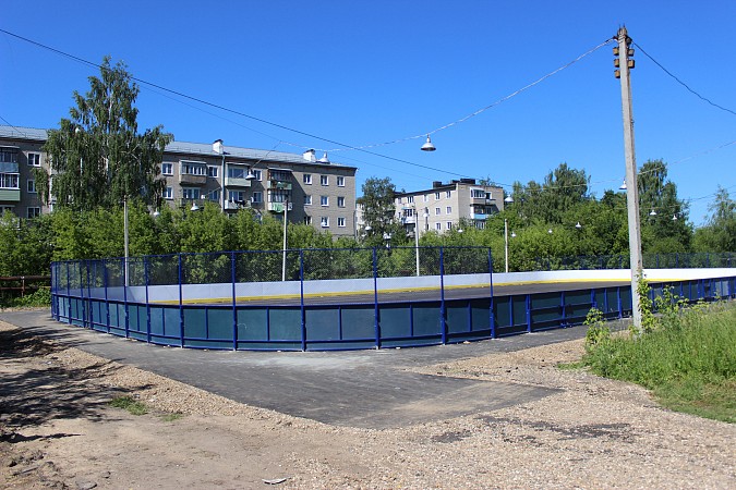 На «Электроконтакте» завершен монтаж новой хоккейной коробки фото 2