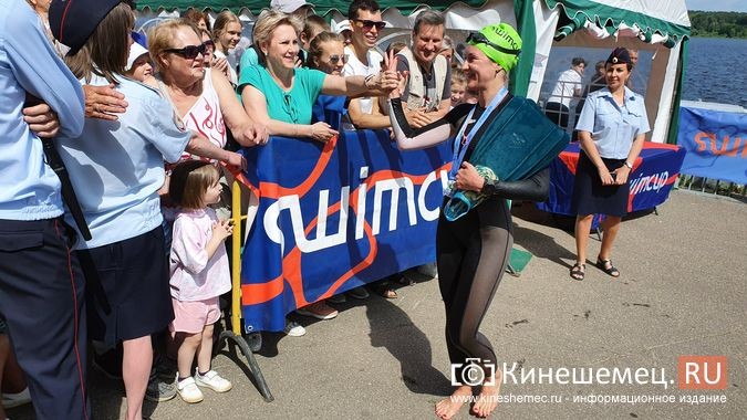 150 пловцов из России и Беларуси переплыли Волгу на этапе «Swimcup» в Кинешме фото 24