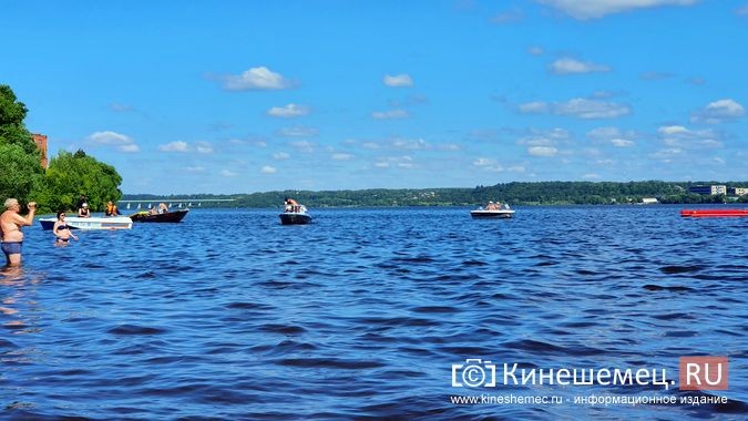 150 пловцов из России и Беларуси переплыли Волгу на этапе «Swimcup» в Кинешме фото 18