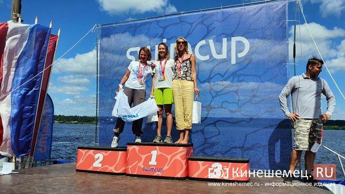 150 пловцов из России и Беларуси переплыли Волгу на этапе «Swimcup» в Кинешме фото 60