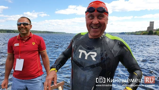 150 пловцов из России и Беларуси переплыли Волгу на этапе «Swimcup» в Кинешме фото 35