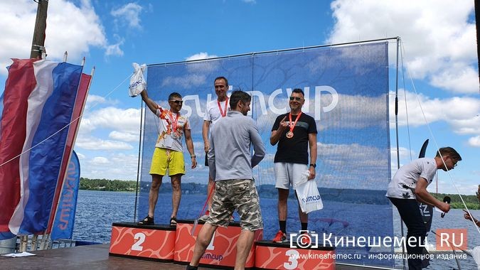 150 пловцов из России и Беларуси переплыли Волгу на этапе «Swimcup» в Кинешме фото 56