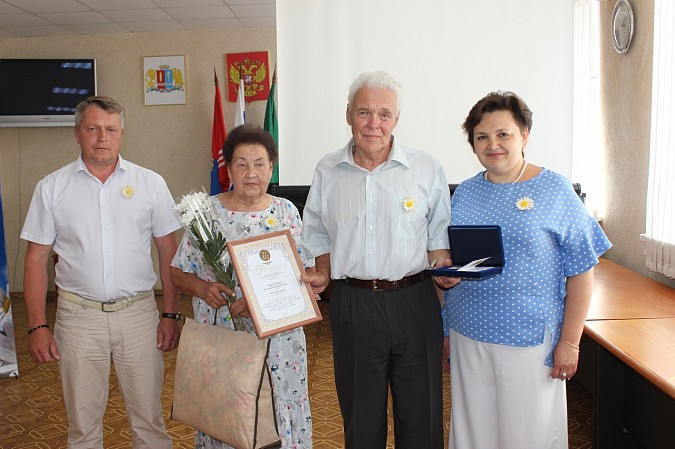 В Кинешме восемь семей удостоены медалей «За любовь и верность» фото 8