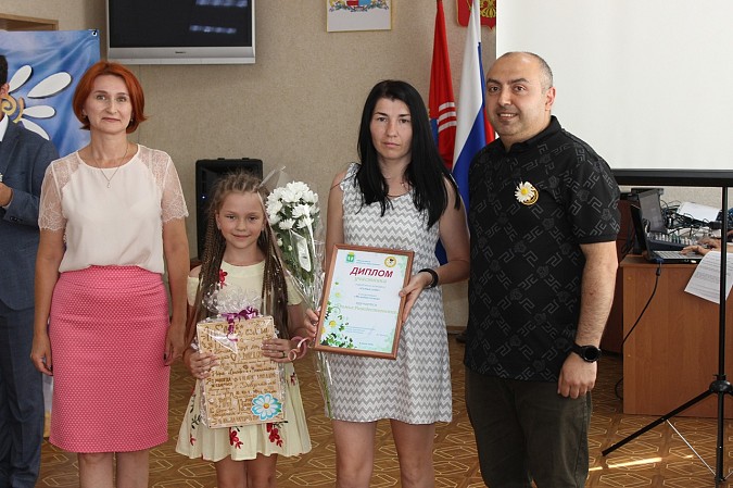 В Кинешме чествовали победителей и участников конкурса «Семья года» фото 5