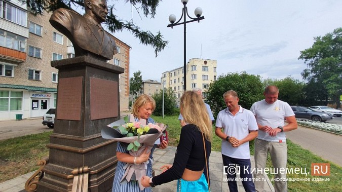 В Кинешме чествовали бизнесменов, помогающих землякам-десантникам на Украине фото 6