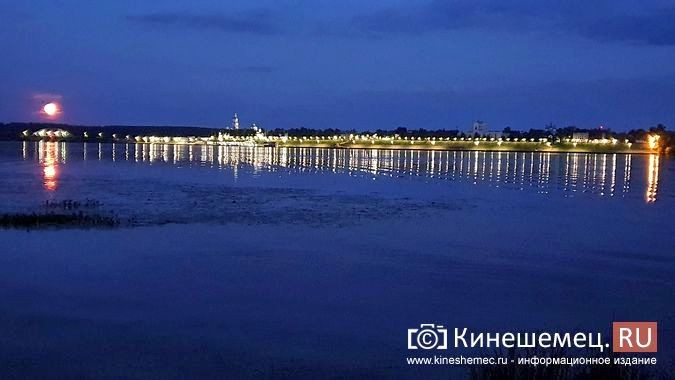 В ночь с 13 на 14 июля жители Кинешмы наблюдали суперлуние фото 5
