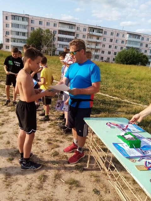 Уличные гимнасты  из Иванова, Кинешмы и Наволок собрались в городе на Волге на турнире по воркауту фото 18