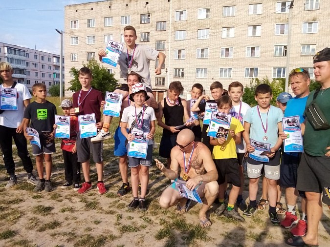 Уличные гимнасты  из Иванова, Кинешмы и Наволок собрались в городе на Волге на турнире по воркауту фото 21