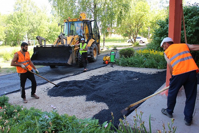 В Кинешме продолжается ремонт придомовых территорий фото 8