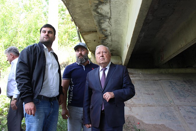 Ремонт кинешемских дорог проверили руководители департамента дорожного хозяйства и транспорта фото 3