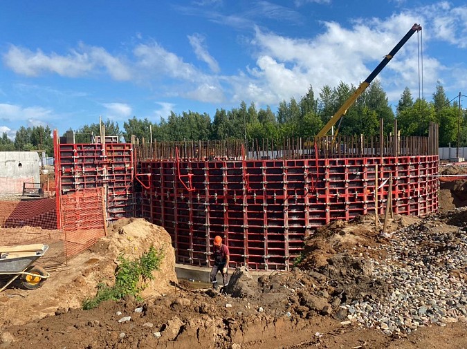 На новых очистных сооружениях Кинешмы строят административно-бытовые здания и КПП фото 2