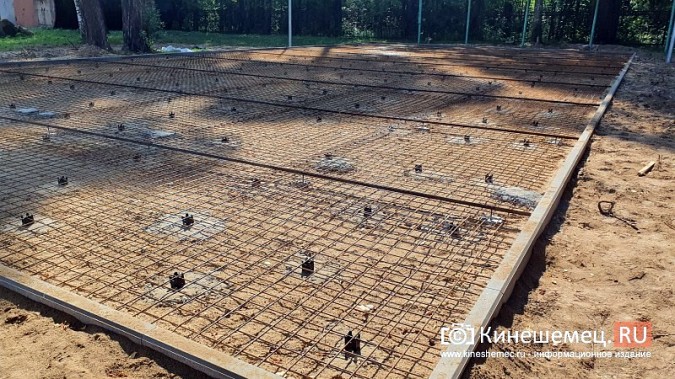 На «Волжанине» всё готово к заливке бетона на  основание на новой спортплощадке фото 2