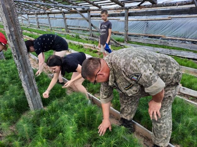 Воспитанники Кинешемского детского дома посетили ООО «Решма лес» фото 6