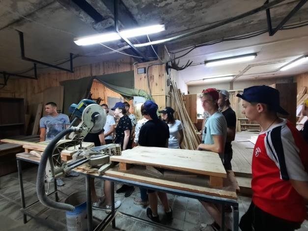 Воспитанники Кинешемского детского дома посетили ООО «Решма лес» фото 7