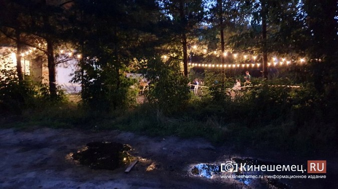 В Кинешме состоялся невероятно атмосферный уличный показ фильма Андрея Тарковского фото 15