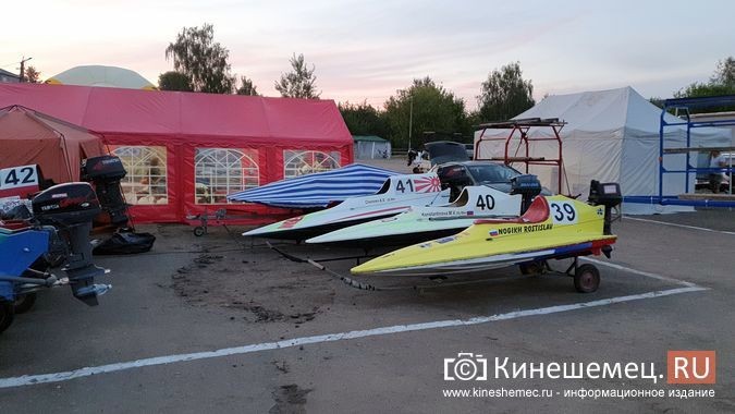 Лагерь спортсменов у Кузнецкого моста активно заполняют гонщики из многих городов России фото 14