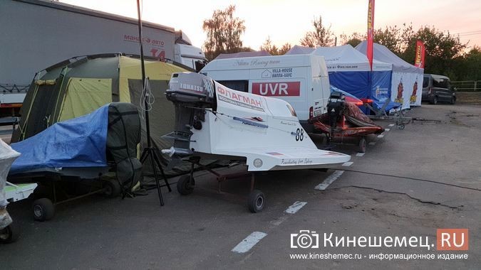 Лагерь спортсменов у Кузнецкого моста активно заполняют гонщики из многих городов России фото 7
