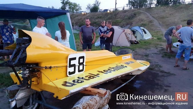 Лагерь спортсменов у Кузнецкого моста активно заполняют гонщики из многих городов России фото 18