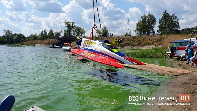 В Кинешме состоялся заезд победителей гонки «24 часа Руана» на болидах «Формула 2» фото 9