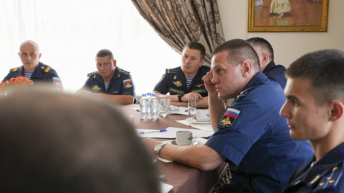 Губернатор встретился с ивановскими десантниками – участниками спецоперации на Украине фото 5