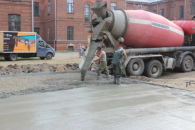 В школах Кинешмы завершается ремонт спортзалов и строительство спортплощадок фото 8