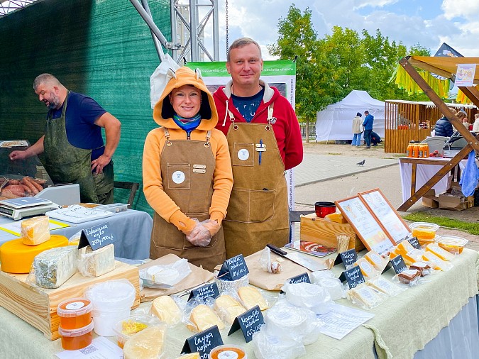 На «Сырных рядах» в Иванове свою продукцию представили более 25 сыроваров из разных регионов фото 4