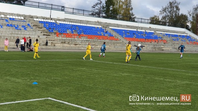 В Кинешме прошёл женский турнир по футболу памяти Владимира Патронова фото 10