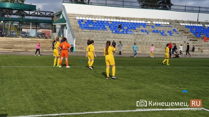 В Кинешме прошёл женский турнир по футболу памяти Владимира Патронова фото 9