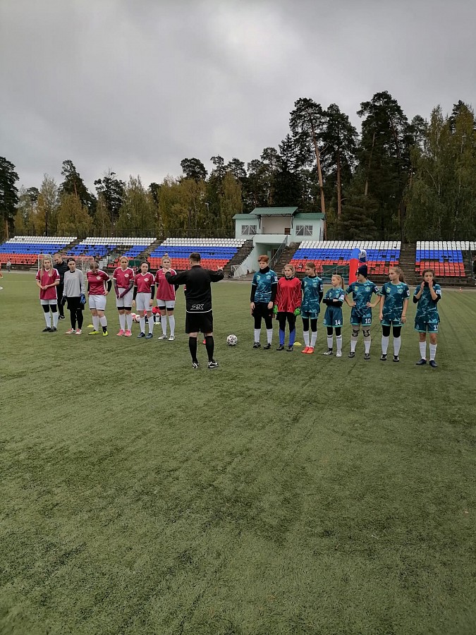 В Кинешме прошёл женский турнир по футболу памяти Владимира Патронова фото 15