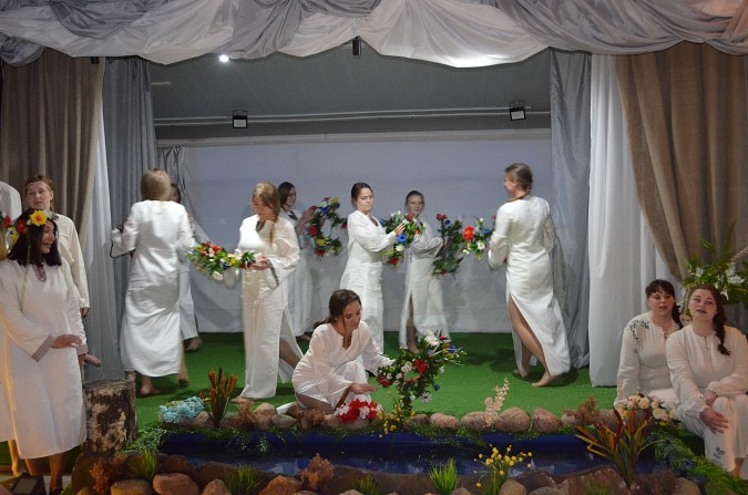 В кинешемской колонии №3 представили мюзикл «Ночь на Ивана Купала» фото 3