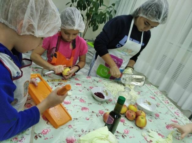 В Кинешемском социально-реабилитационном центре организовали практикум «Учусь готовить» фото 5