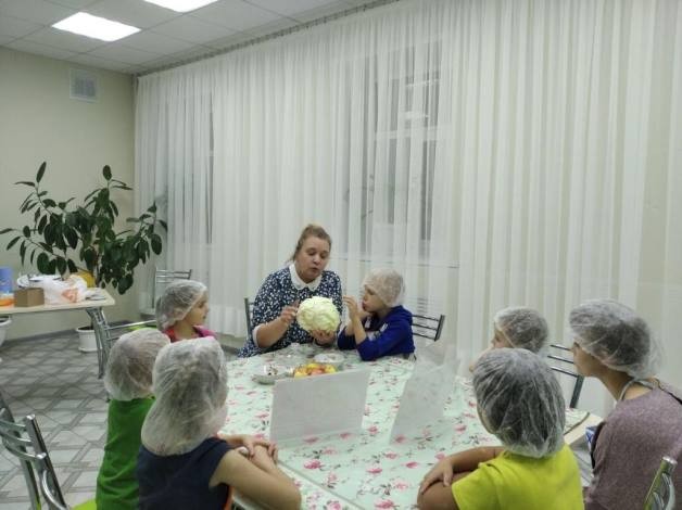 В Кинешемском социально-реабилитационном центре организовали практикум «Учусь готовить» фото 2