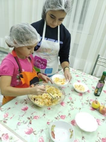 В Кинешемском социально-реабилитационном центре организовали практикум «Учусь готовить» фото 3