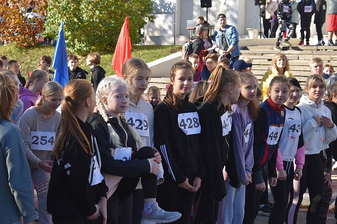 Почти 700 человек вышли на старт пробега памяти маршала А.М.Василевского фото 4