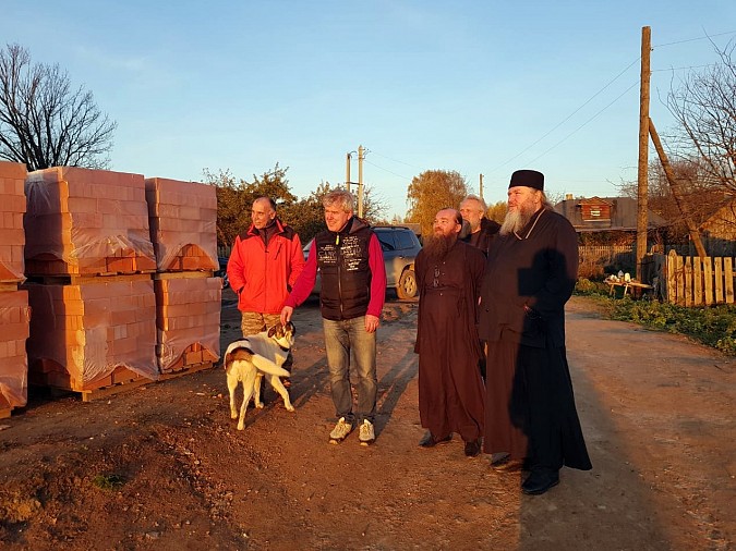 Епископ Кинешемский и Палехский Иларион освятил кресты на храмы Заволжского района фото 5